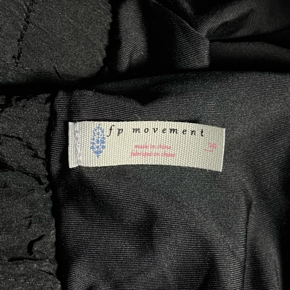 Free People Movement The Way Home Shorts Size L - Picture 3 of 3